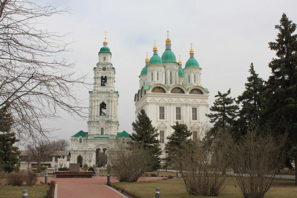 Астраханский кремль отзывы. Каток в кремле астрахань. Астраханский кремль отзывы. Астрахань кремль достопримечательности. Астраханский кремль астрахань.