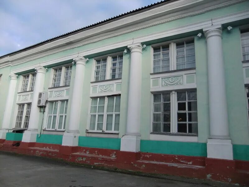 Краснотурьинск дворец культуры баз. Краснотурьинск дк. Краснотурьинск дворец культуры. Краснотурьинск дворец культуры. Дк баз.