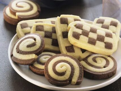4 cookies