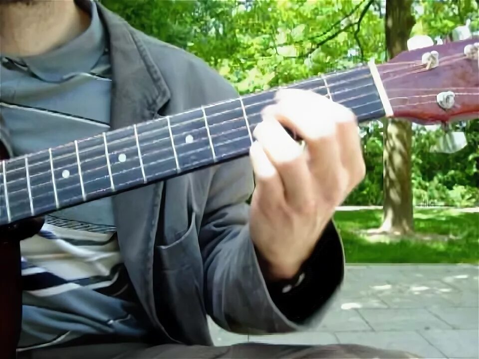 Прогулка розенбаум аккорды. Ремень на гитару у розенбаума.