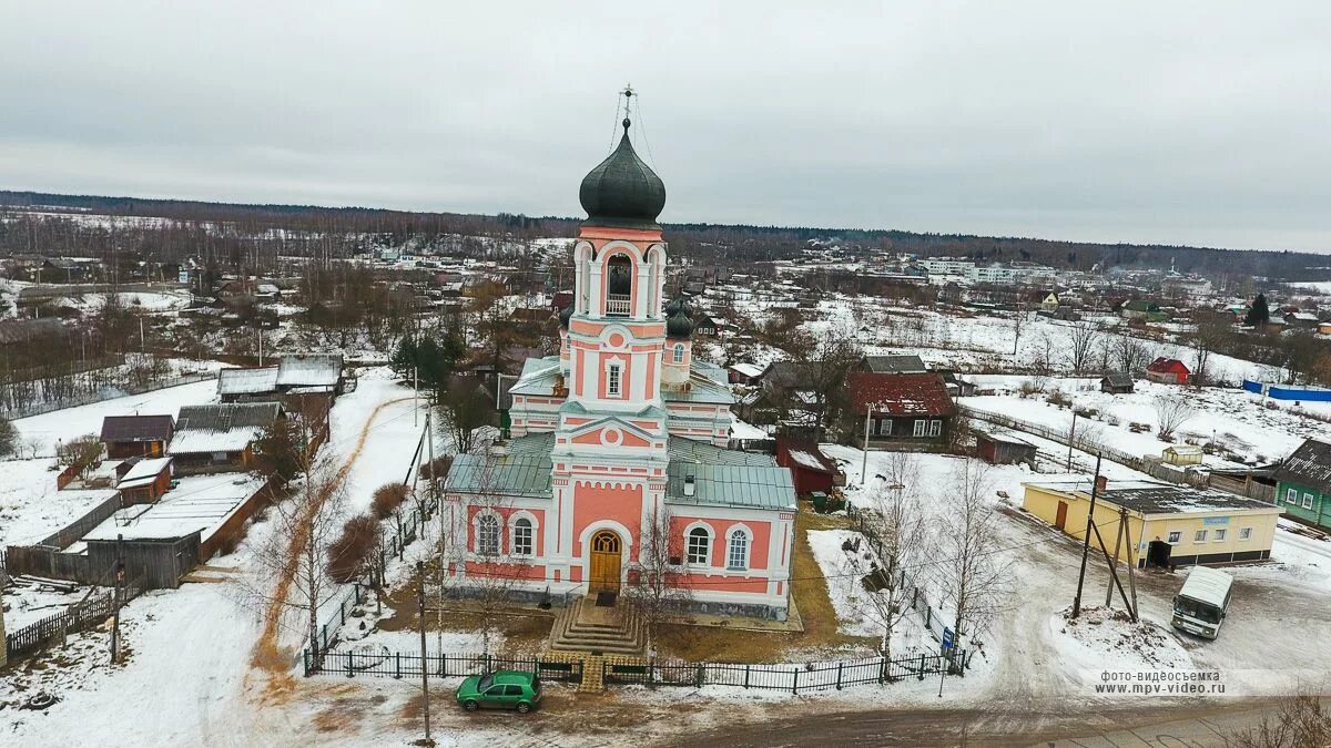 Посёлок Крестцы Новгородской. Церковь Святой Троицы Крестцы. Посёлок Крестцы Великий Новгород. Церковь в Крестцах Новгородская область. Новгородская область крестцы на неделю