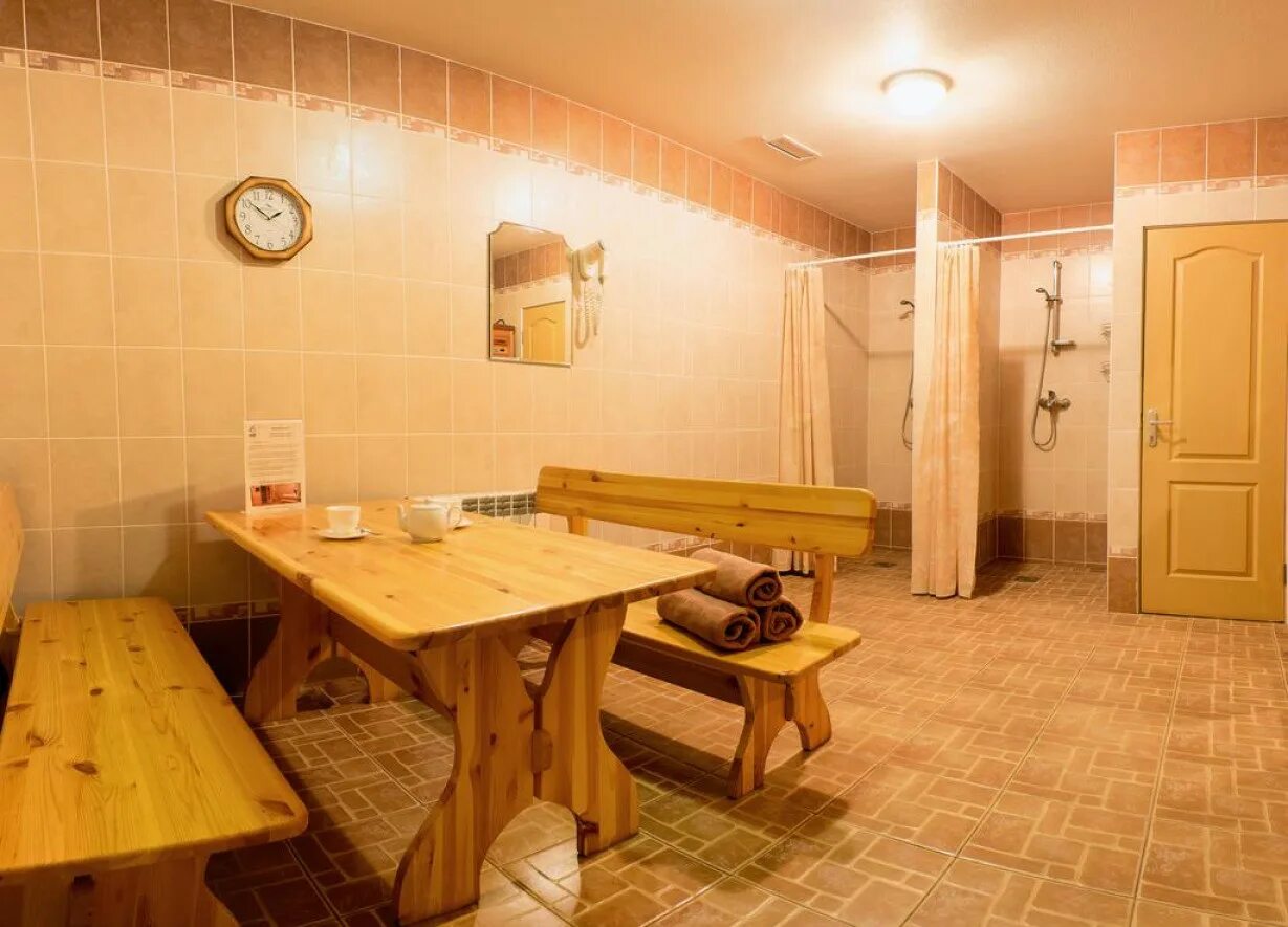 Apri hotel perm фото отеля здания. Ресторан в полете. Гостиница полёт казань. Гостиница полёт красноярск. Гостиница полет сыктывкар.