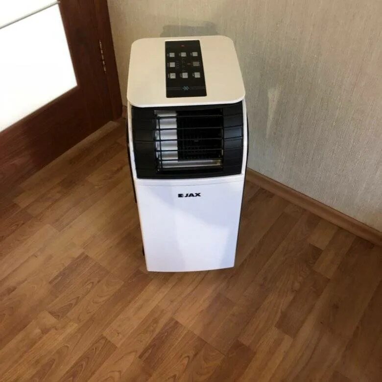 Кондиционер напольный 60. Напольный кондиционер royal clima. Кондиционер напольный 60. Мобильный кондиционер beko. Royal clima rm-p60cn-e.