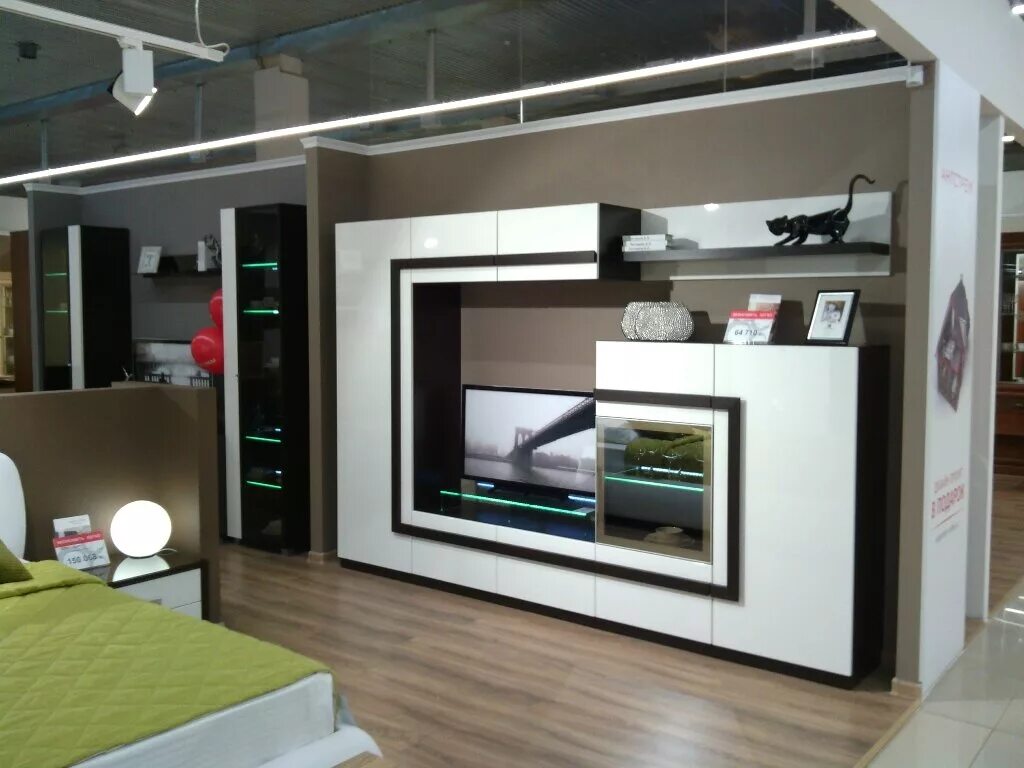 мебельный магазин космонавтов