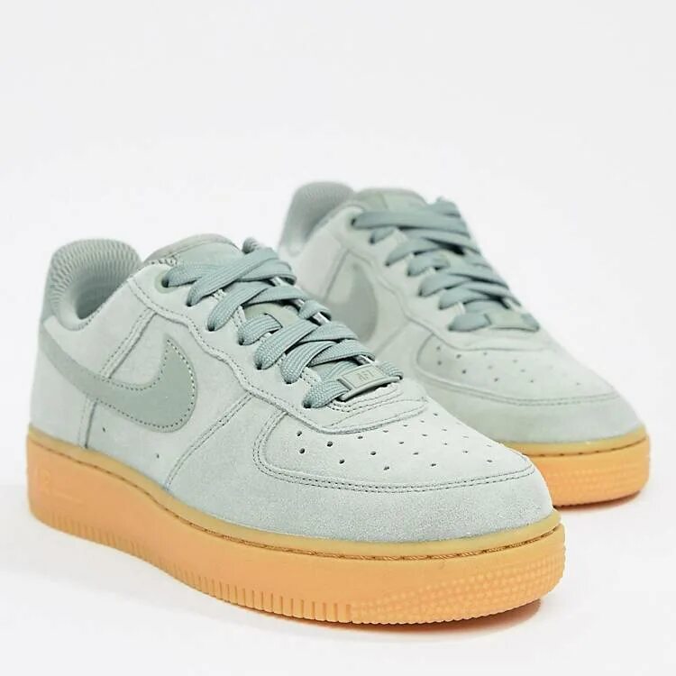 Подошва air force. Nike Air Force 1 зеленые. Nike af1 Green. Nike кроссовки Air Force 1. Кеды Nike Air Force 1.