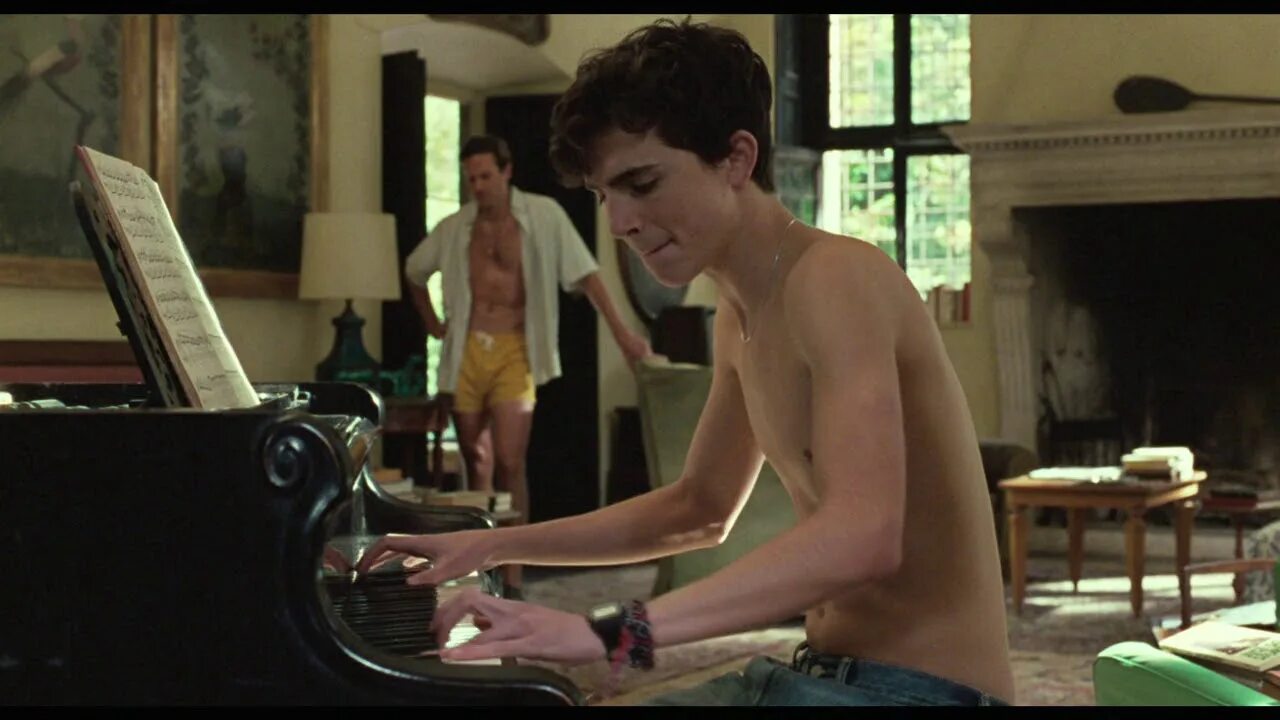 Call me hast. Тимоти шаламе назови меня своим. арми хаммер call me by your name. арми хаммер и тимоти шаламе фильм. тимоти шаламе и арми хаммер в фильме «назови меня своим именем», 2017.