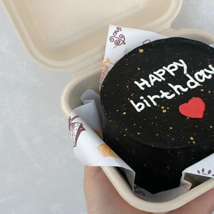 Бенто торт хабаровск. Бенто торт хабаровск. Бентро торт. Маленький торт бенто. Корейские бенто торты.