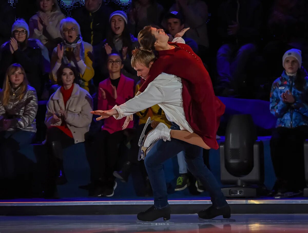 мария петрова ледниковый период 2020 дмитрий сычев. аглая тарасова ледниковый период. финальный танец арзамасовой ледниковый период 2023. ильиных топалов ледниковый. шабалин фигурист.