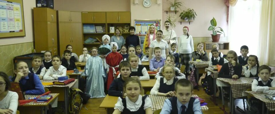 Школа 2109 алые паруса учителя. Школа 2109 классы. Фото четвероклашек на улице. Школа 2109 москва олимп. Школа 2109 алые паруса.