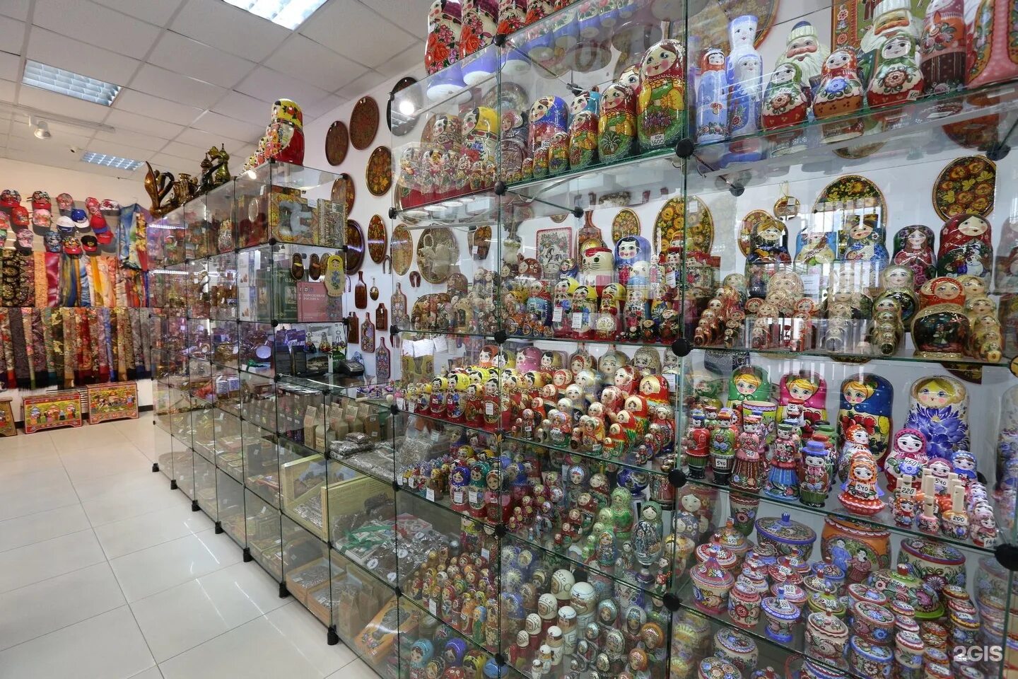 Где продается в нижнем новгороде. Пармаркет нижнем новгороде автозавод. Где продается в нижнем новгороде. Витрина с запчасти для инструмента. Заречная часть нижнего новгорода на карте.