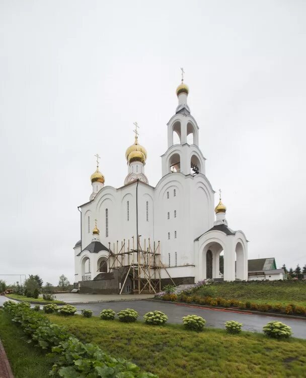 Свято варсонофиевский монастырь мордовия. Монастырь в Мордовии Варсонофьевский женский монастырь. Покровские Селищи Мордовия. Мордовия Республика Зубово Полянский район женский монастырь.