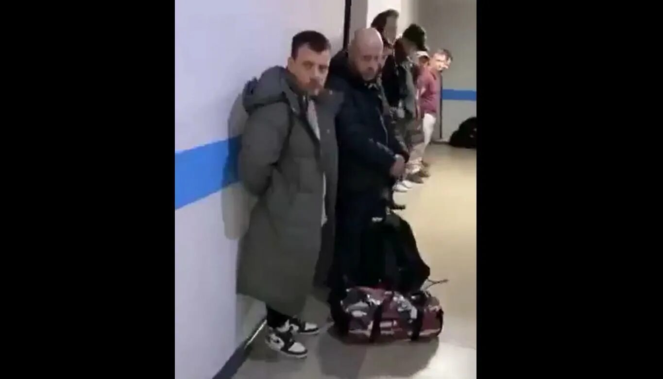 Шаман внук софии ротару фото. Задержание внука софии ротару. сын и внук софии ротару задержаны на границе. внук ротару задержан. сын софии ротару задержан.