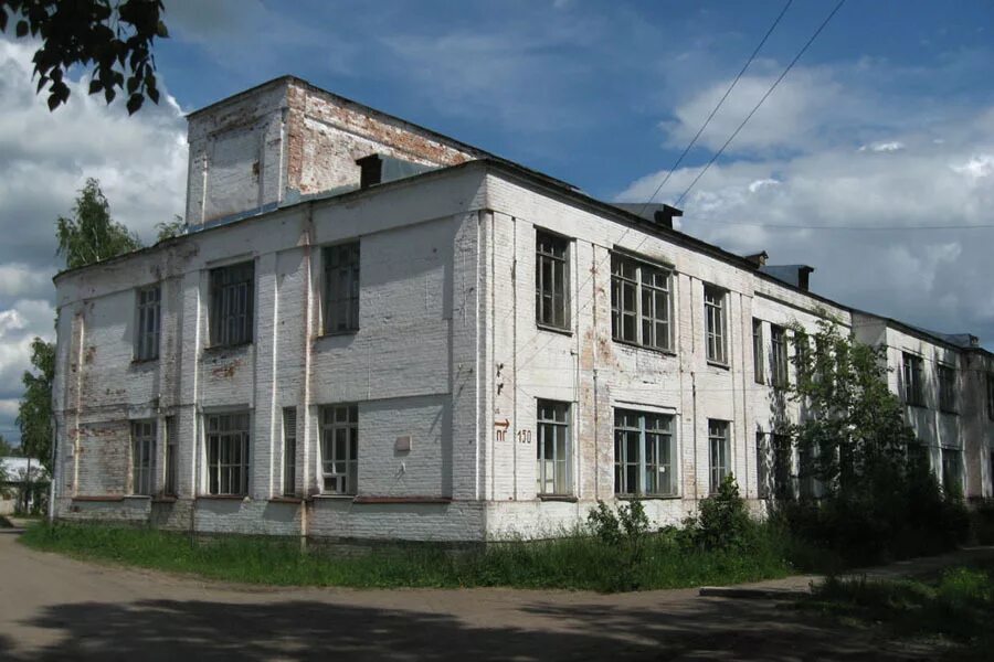 Площадь приволжска
