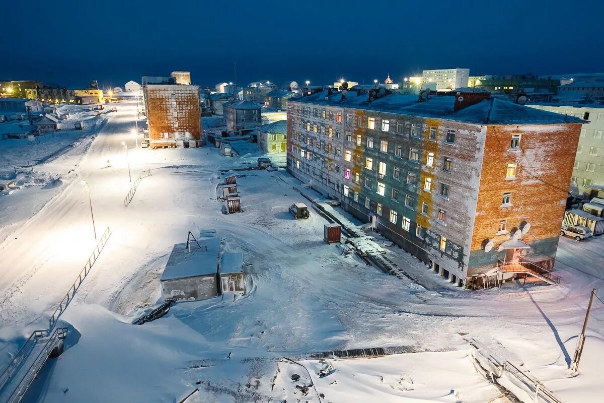 Области северных городов. Диксон посёлок городского типа. Поселок Диксон Красноярского края. Арктика поселок Диксон. Диксон самый Северный поселок России.