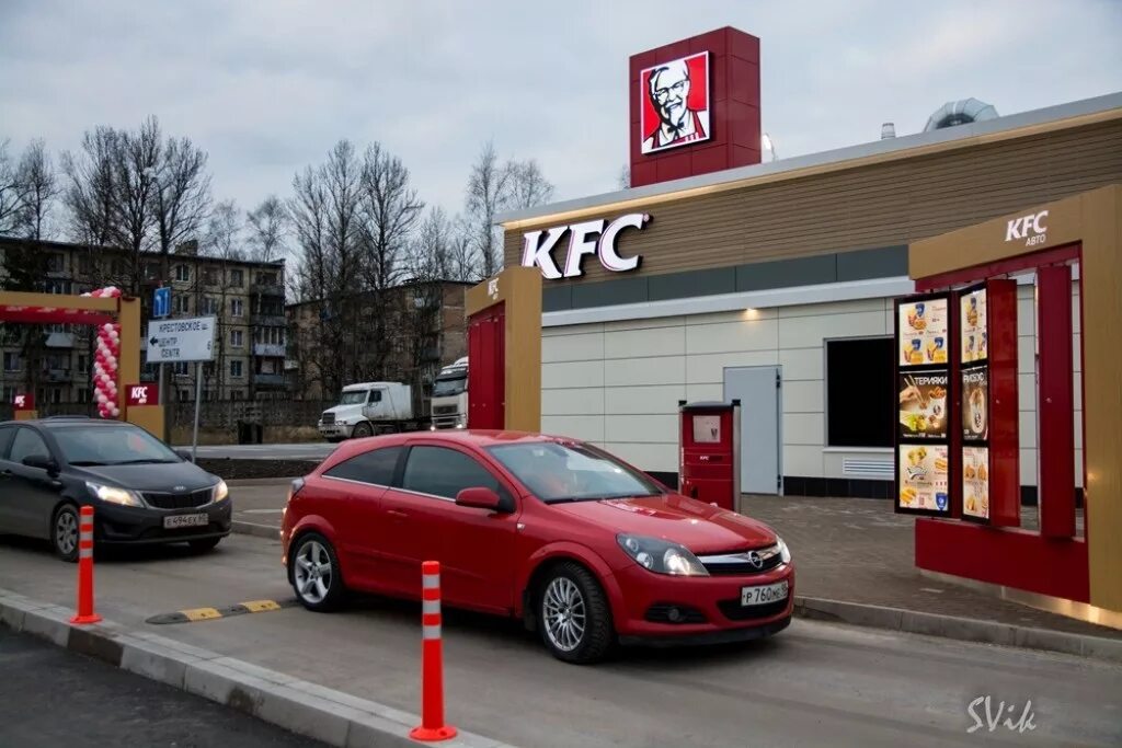 Ростикс псков. KFC Псков Ленинградское шоссе.