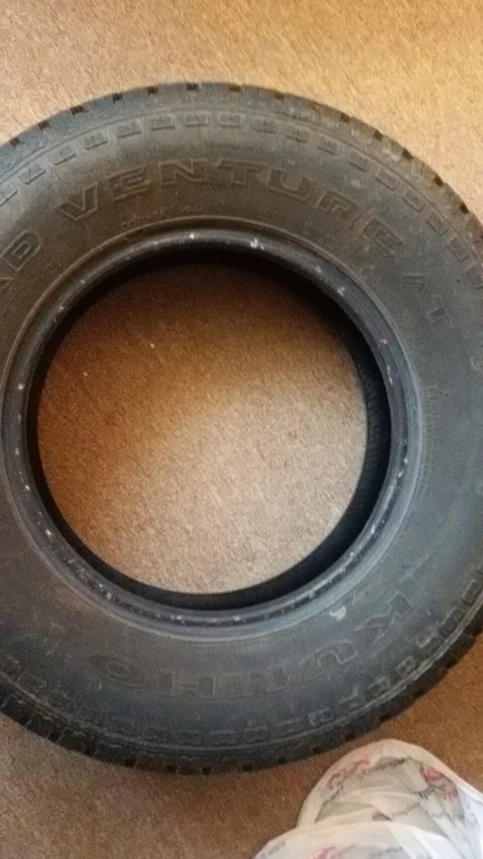 Kumho road venture sat kl61. Kumho road venture at52. Kumho road venture sat kl61 235/65 r17 103s. Kumho road venture at61. Road venture at52 отзывы.