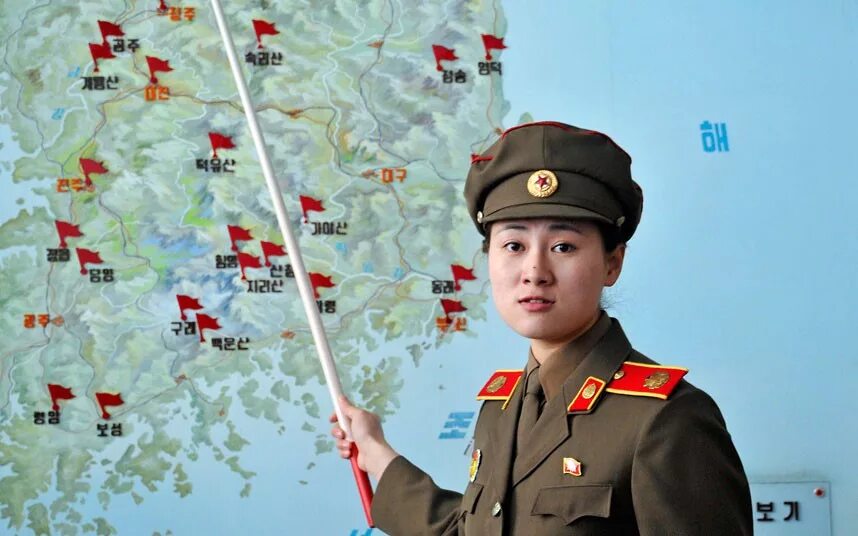 Какое время северной кореи. Северная Корея. Северная Корея 2023. Гид Северная Корея. Северная Корея Строй.