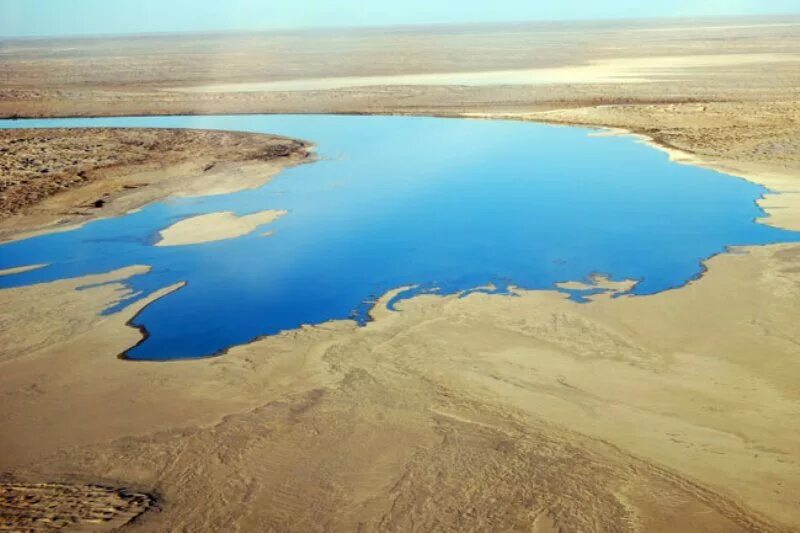 Самое эйр. Озеро Эйр-Норт в Австралии. Самая низкая точка Австралии озеро Эйр. Озеро Эйр-Норт на карте Австралии. • Озеро Эйр−Норт, • большой артезианский бассейн..
