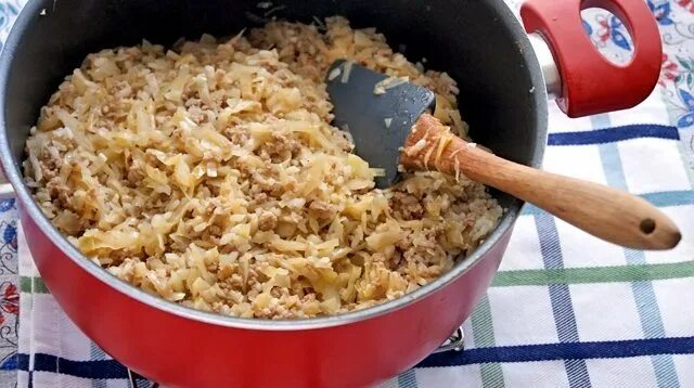 Ленивые голубцы как в саду. Ленивые голубцы как в саду. Голубцы ленивые в детском саду фото. Ленивые голубцы с индейкой. Ленивые голубцы в детском саду.