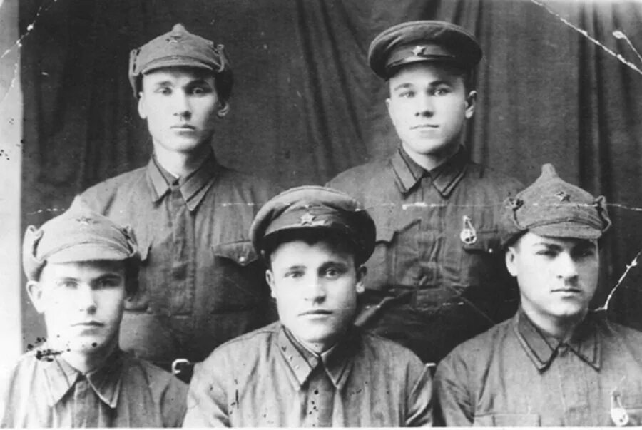 260 стрелковая дивизия. 141 стрелковая. 141 стрелковая. Музей 141 стрелковой дивизии алатырь школа 2. 141 стрелковая дивизия алатырь.