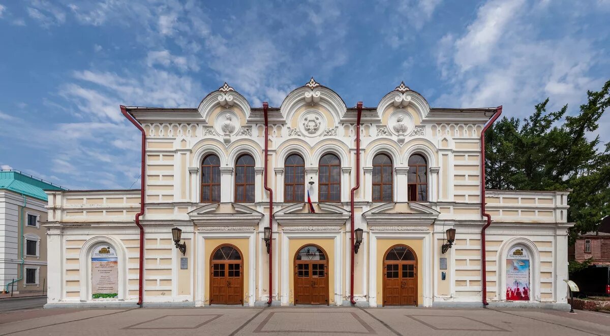 Малыш и карлсон спектакль. Театр юного зрителя самарт. Самарский академический театр драмы имени м. Театр для детей и молодежи самара. Малыш и карлсон губернский театр.