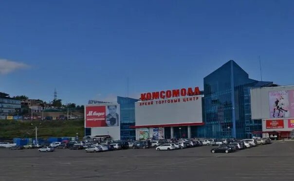 Сторона трк. КОМСОМОЛЛ Красноярск. ТРЦ КОМСОМОЛЛ Красноярск. Комсомол торговый центр Красноярск. Комсомол Красноярск ТРЦ.