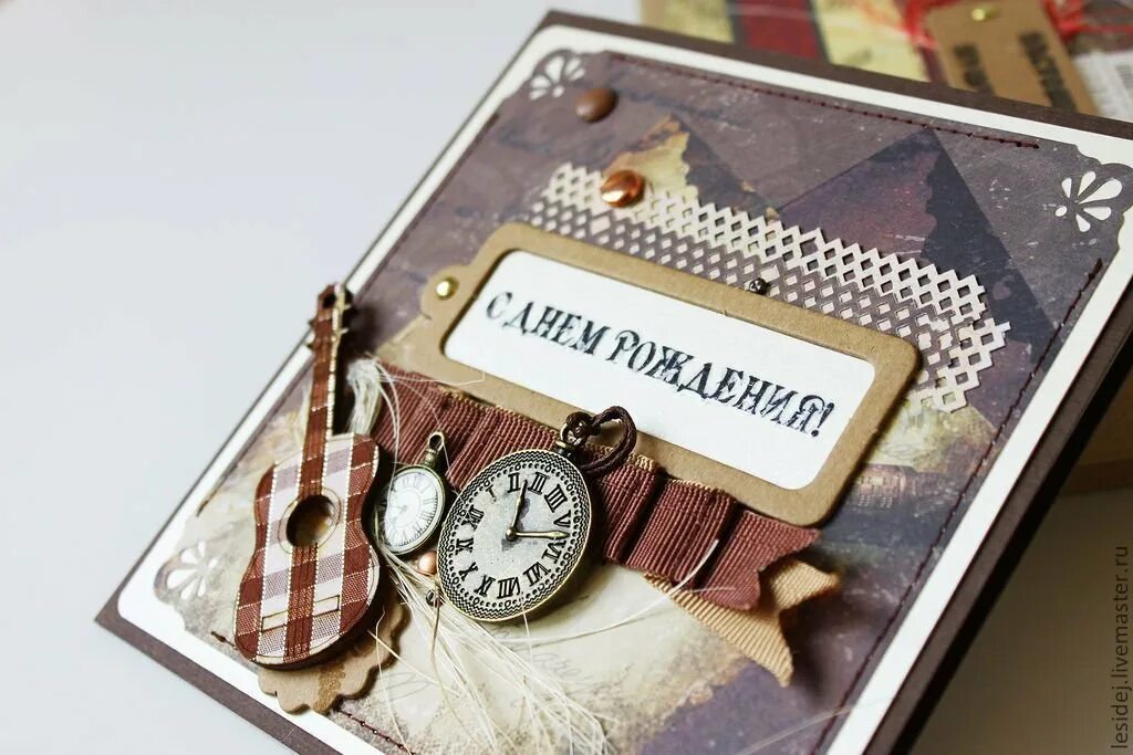 Стильная открытка с юбилеем мужчине. Стильная открытка мужчине. Открытка с днем рожд мужчине. Открытки с юбилеем мужчине оригинальное. Креативные открытки с днём рождения мужчине.