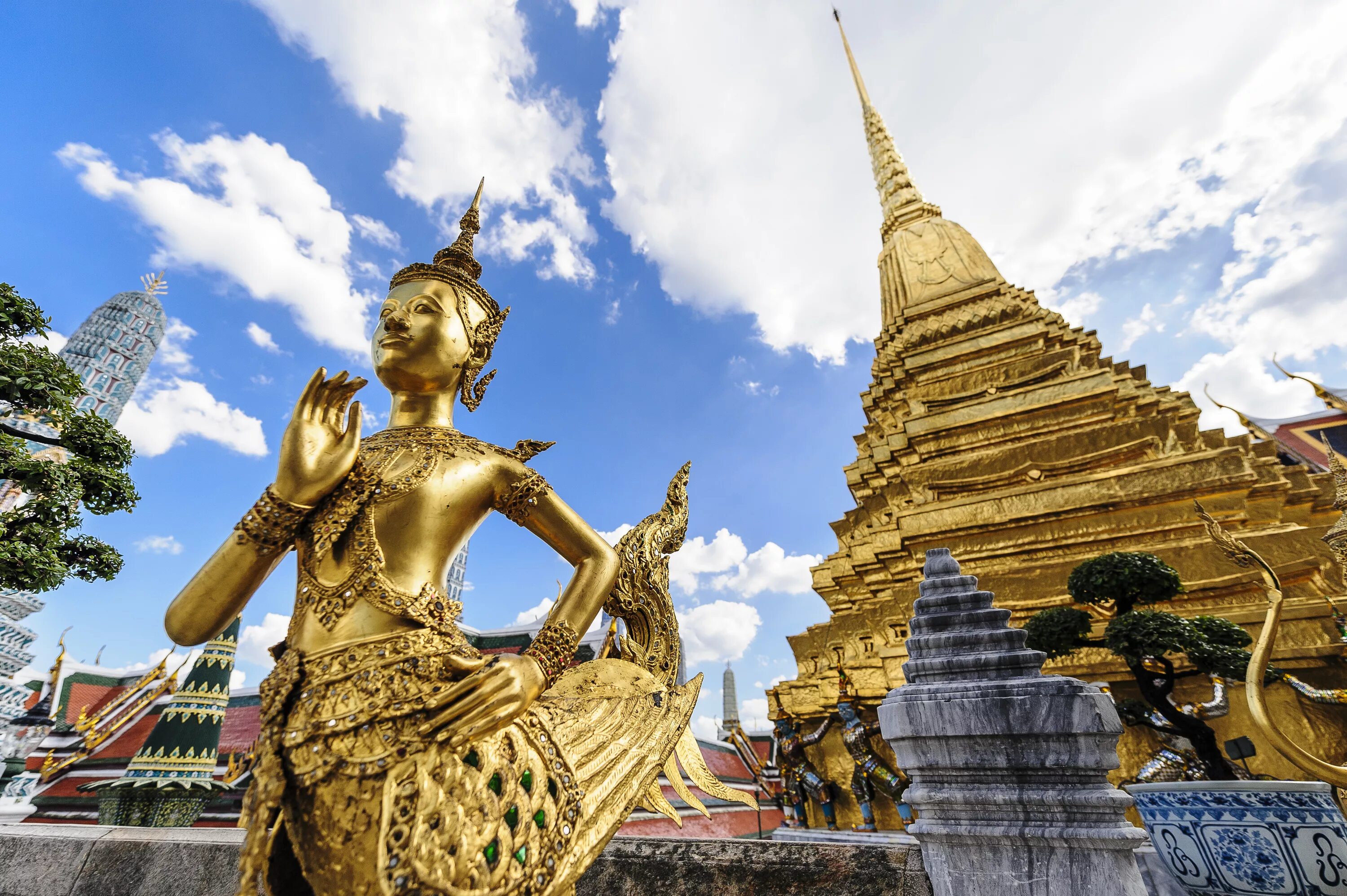 Таиланд виды. Ват пхра кео таиланд. бангкок the grand palace. киннары. travel guide bangkok.