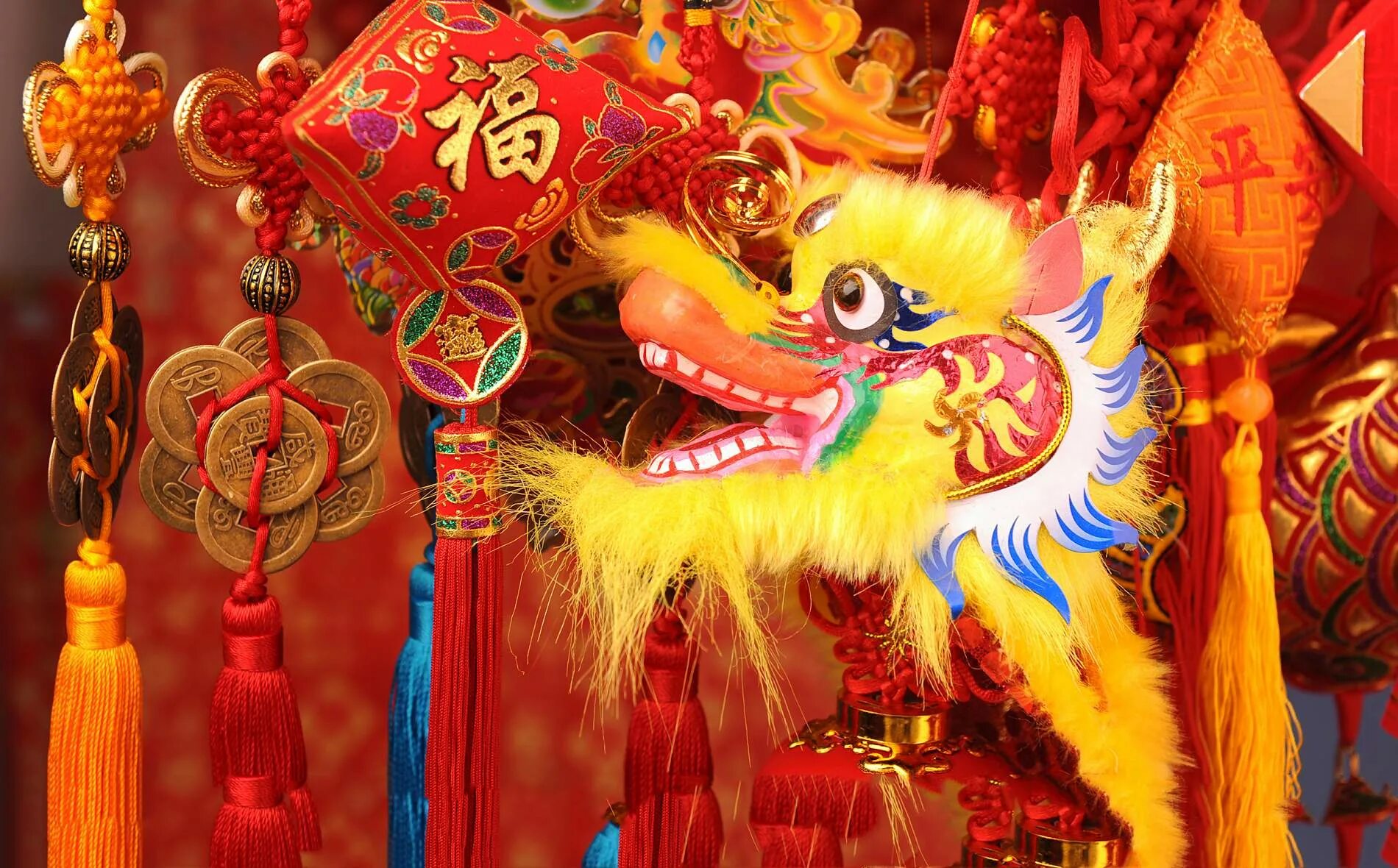 с китайским новым годом быка. китайский новый год (chinese new year). новый год в китае. китайский новый год. новый год в китае.