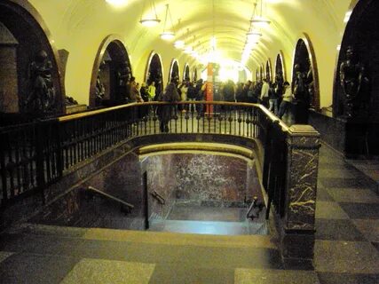 Метро площадь 5