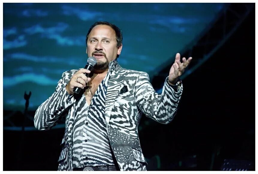 Стас михайлов 2022г. Пела со стасом михайловым. Стас михайлов на сцене. Стас михайлов седой. Стас михайлов.