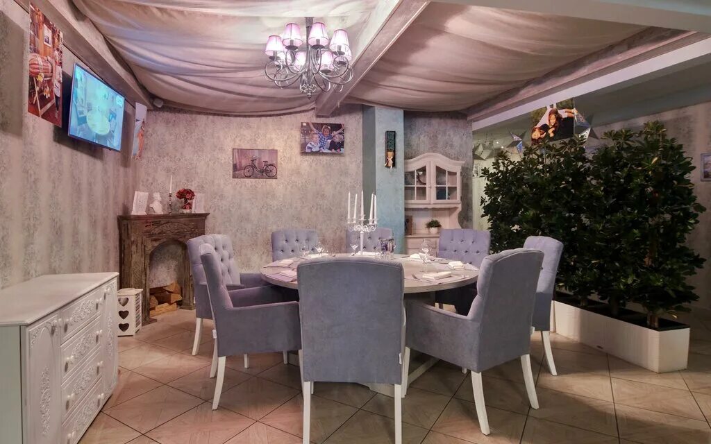 Сказка пушкина кафе химки. Семейное кафе на пушкина 268. Кафе пушкин химки калинина 7. Сказка пушкина кафе химки. Кафе пушкин химки калинина 7.