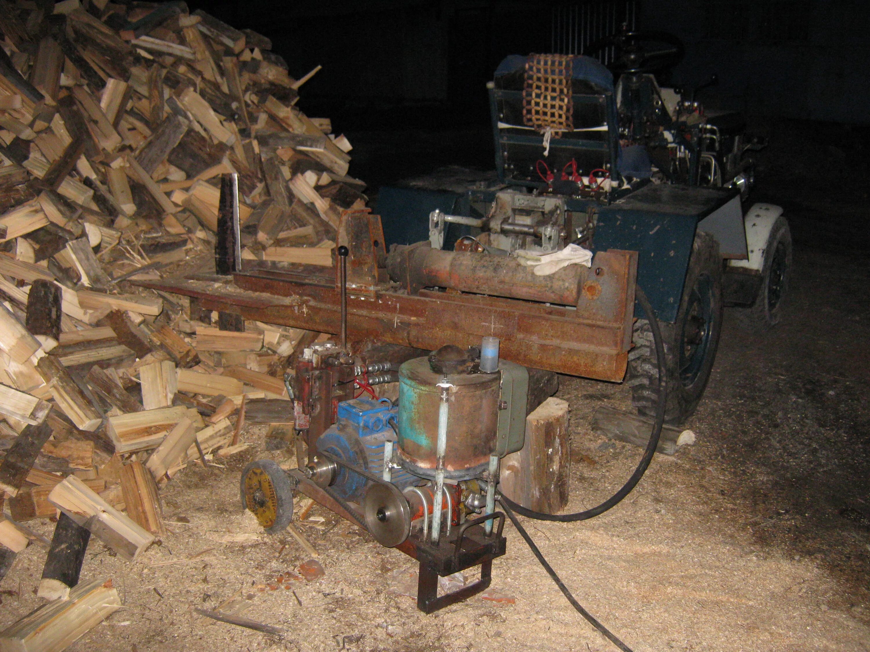 Дровокол механический с редуктором ц2у. Дровокол на т40. Дровокол друг 2. Гидравлический дровокол вls525s. Matrix 2,7 дровокол гидравлический.