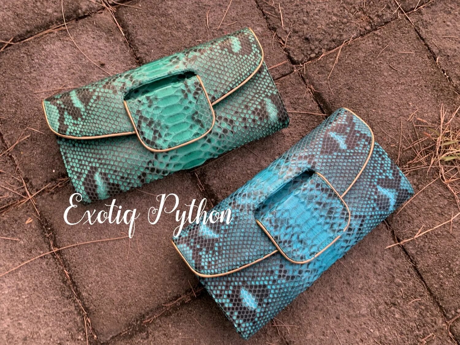 Женский клатч из натуральной кожи питона. Клатч irfe из кожи питона. Гальяно клатч питон. Сумка клатч 5600 питон. Vincenzo brandonisio клатч из питона серый.