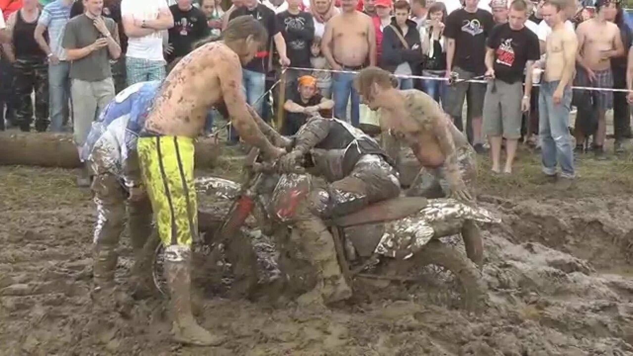 Буйные головы сечь. Казаки тарас бульба. Буйные головы сечь. Козак запорожской сечи картина. Константин кинчев небо славян.