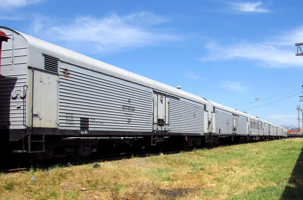 рефрижераторный вагон бмз. рефрижераторная секция бмз. 5-ти вагонная секция бмз. изотермический вагон тн4-200. модели рефрижераторных секций.