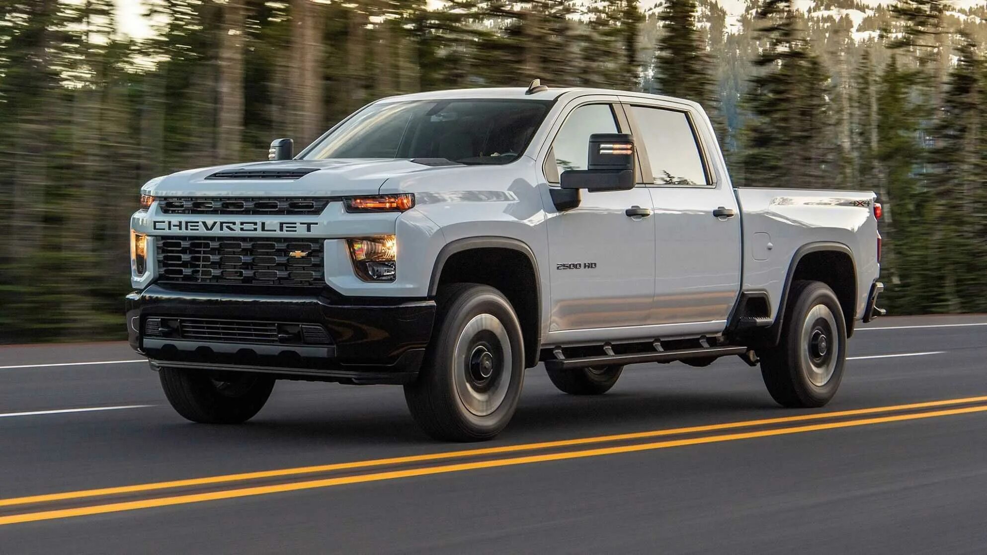 Chevrolet блоггер модели. Chevrolet Silverado 2021. Chevrolet Silverado 2500 2021. Шевроле Сильверадо 2020.