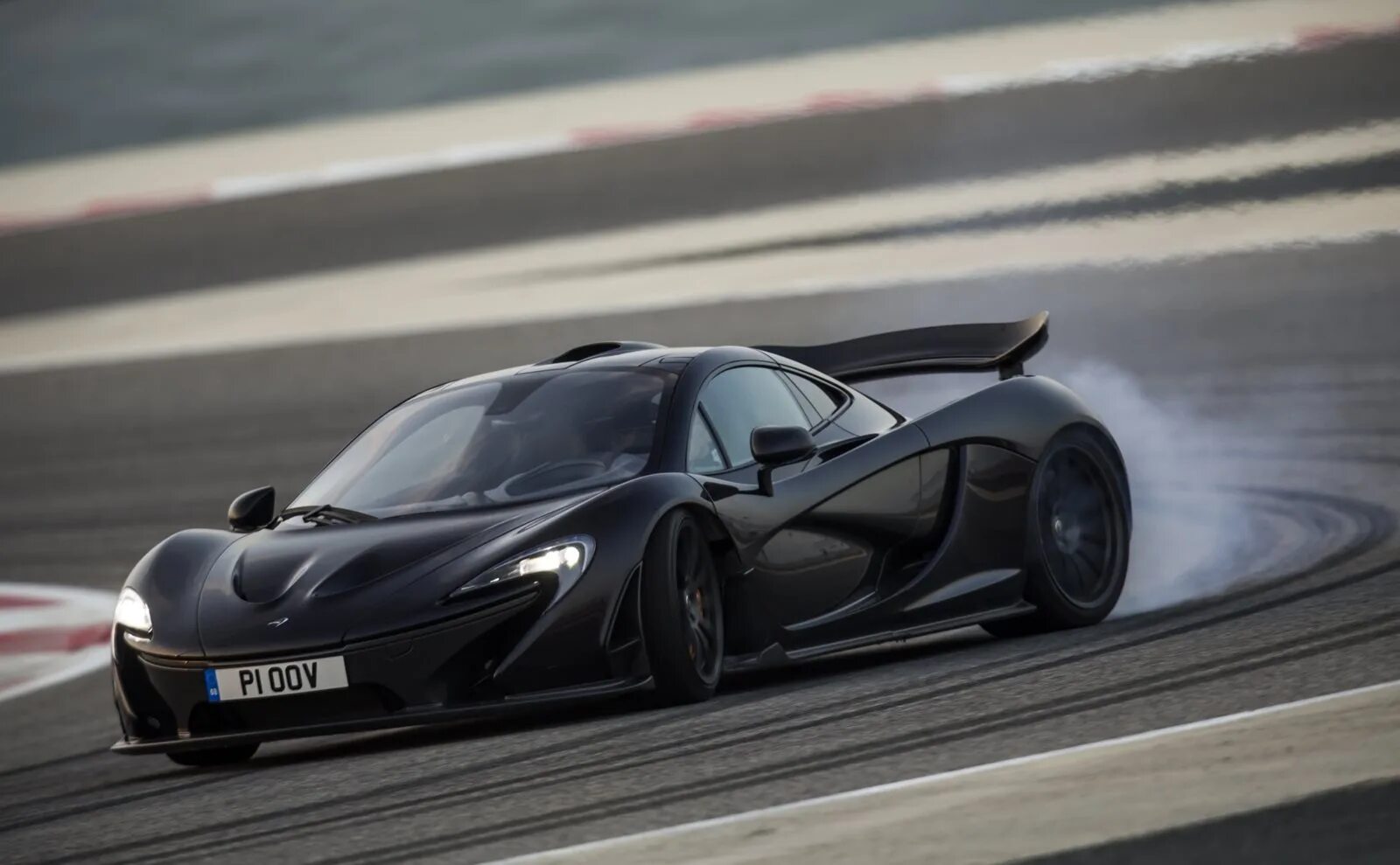 MCLAREN p1. MCLAREN p1 2021. Спорткар MCLAREN p1. MCLAREN p1 2013.