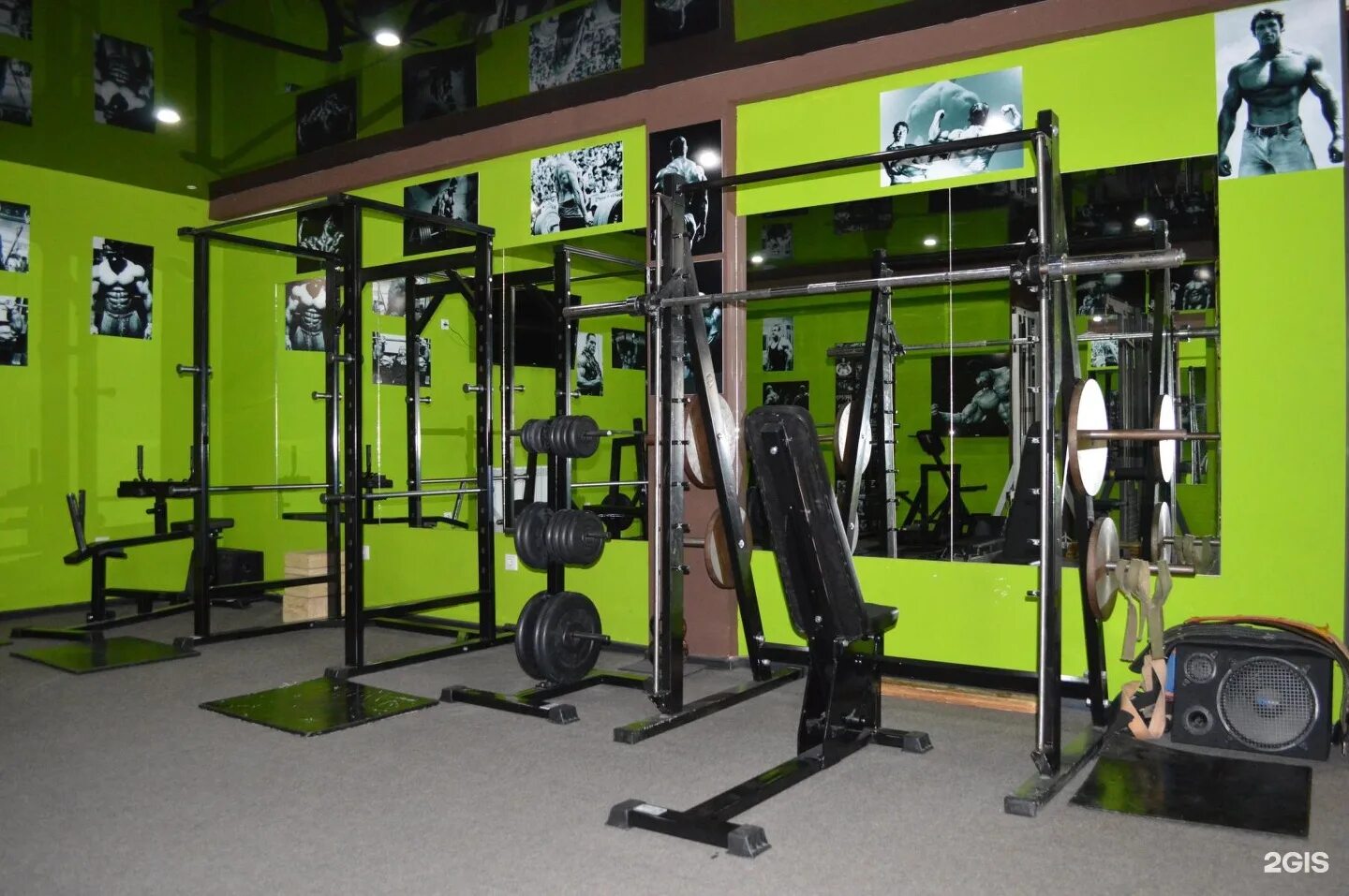 Спорткомплекс адреналин быкова 137. Адреналин астрахань тренажерный зал. Спортзал адреналин жуковский. Адреналин спорт. Адреналин вологда.