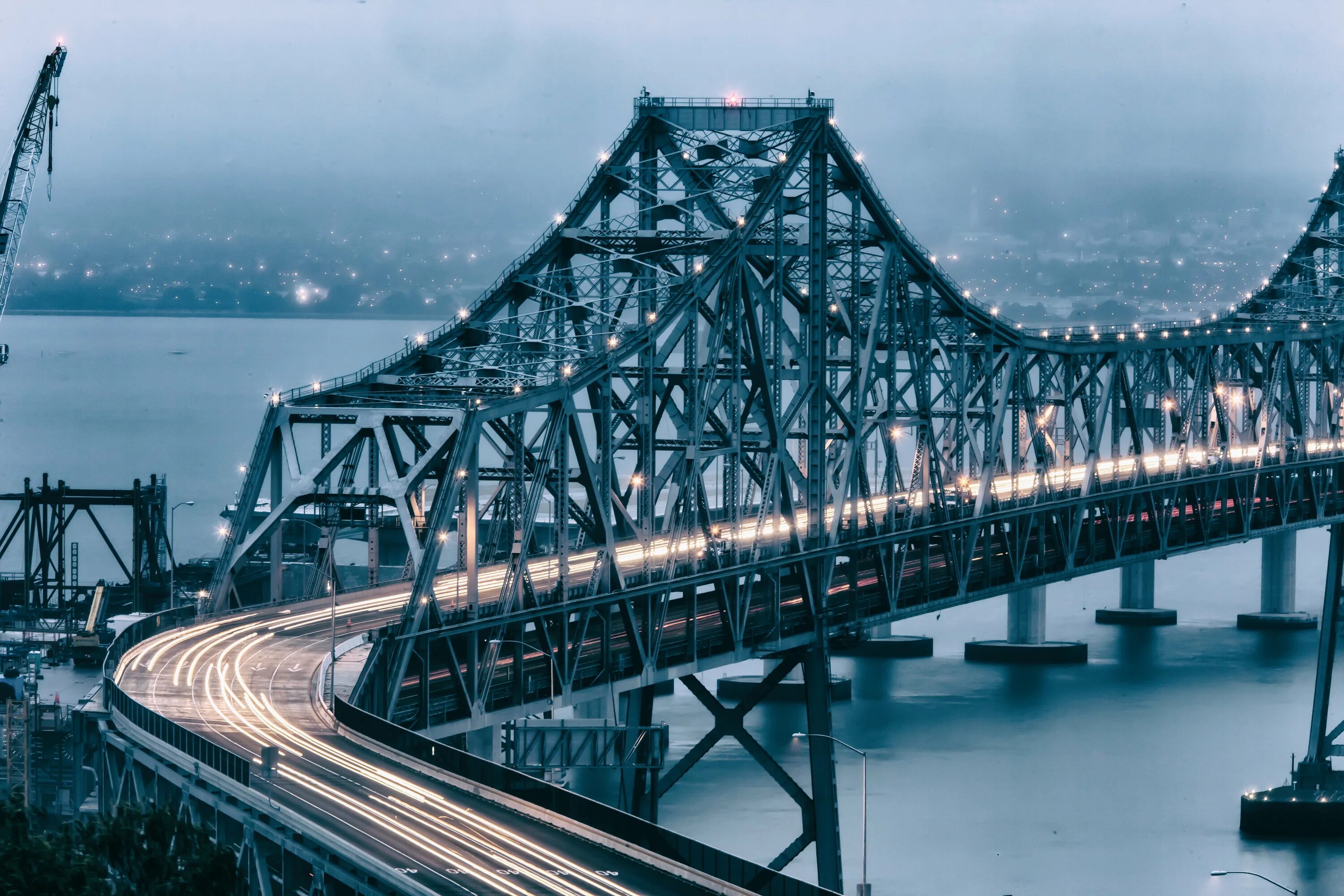 Мост Бридге. Подвесной мост Bay Bridge, США. Большеохтинский мост. Красивые металлические мосты. Моста и т д