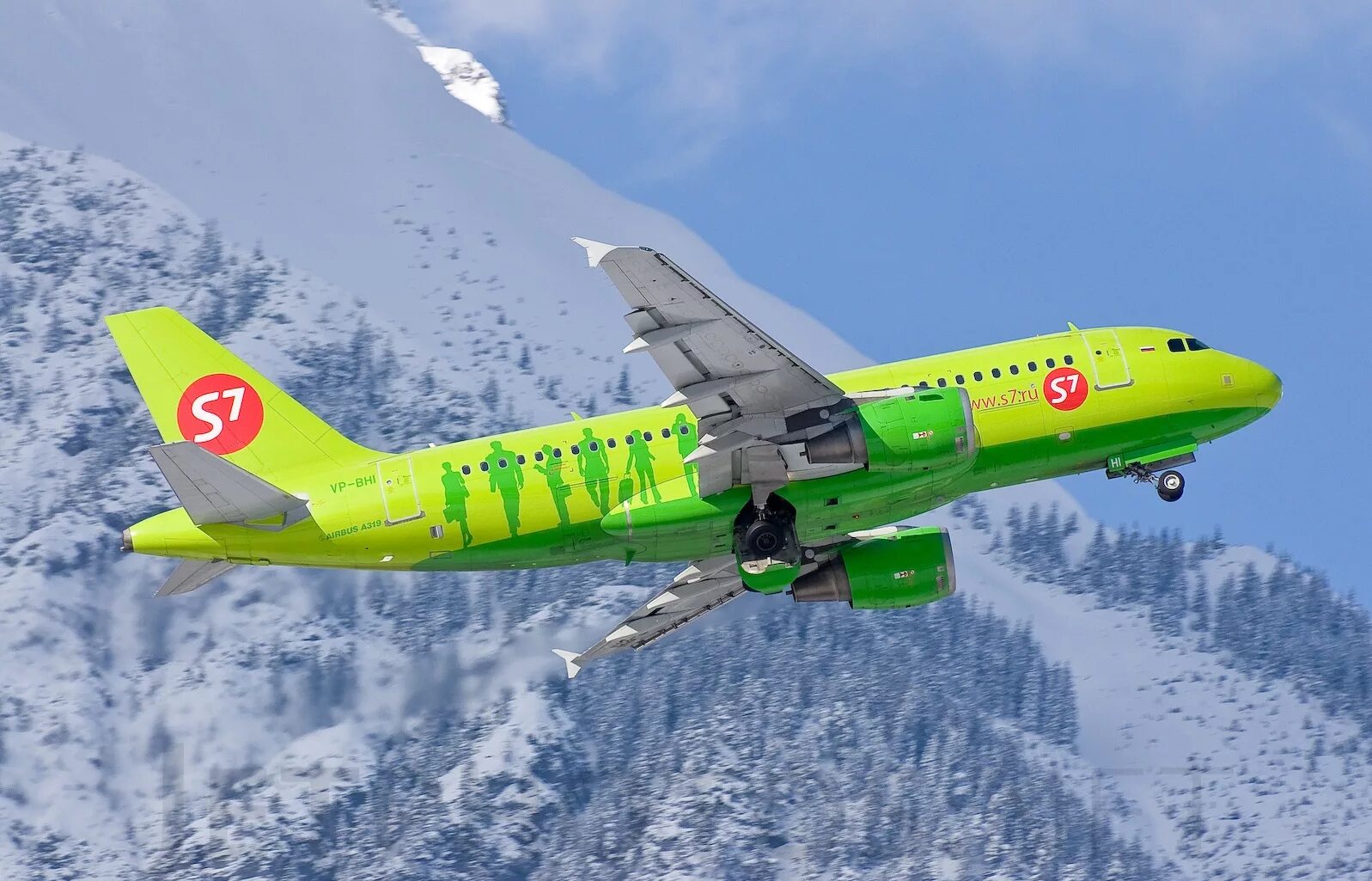 Siberia airlines. Самолёты авиакомпании s7 airlines. авиакомпания сибирь s7. самолеты авиакомпании сибирь s7. зелёный самолёт s7.
