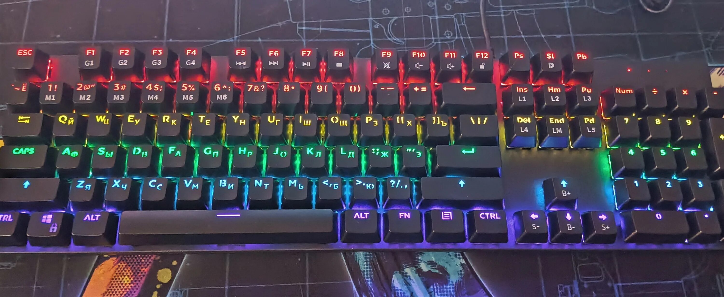 Red square io x vxe r1