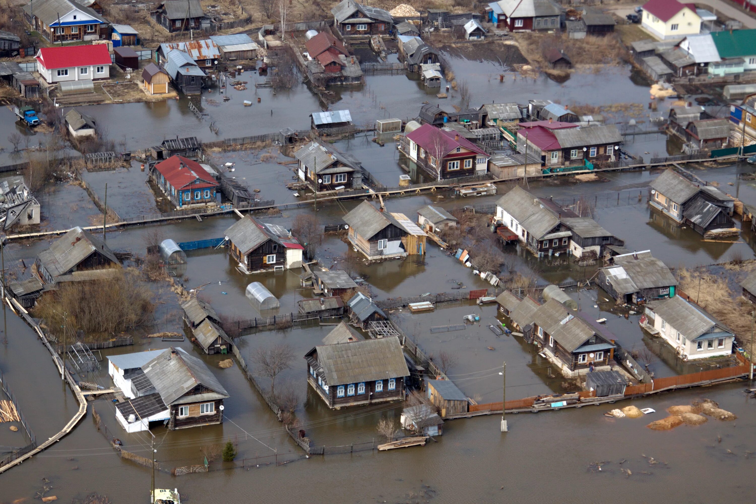 Какие районы подтоплены. Наводнения в России. Паводок. Затопление населенных пунктов. Высокие наводнения.