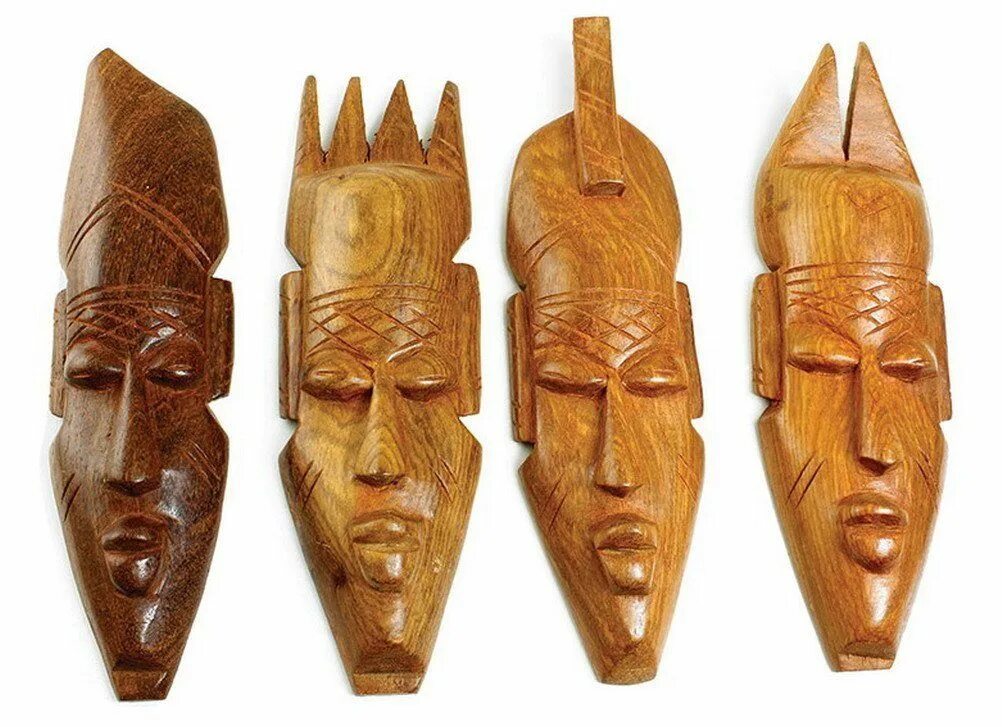 Pin di Tinnette Hemmons su Masks