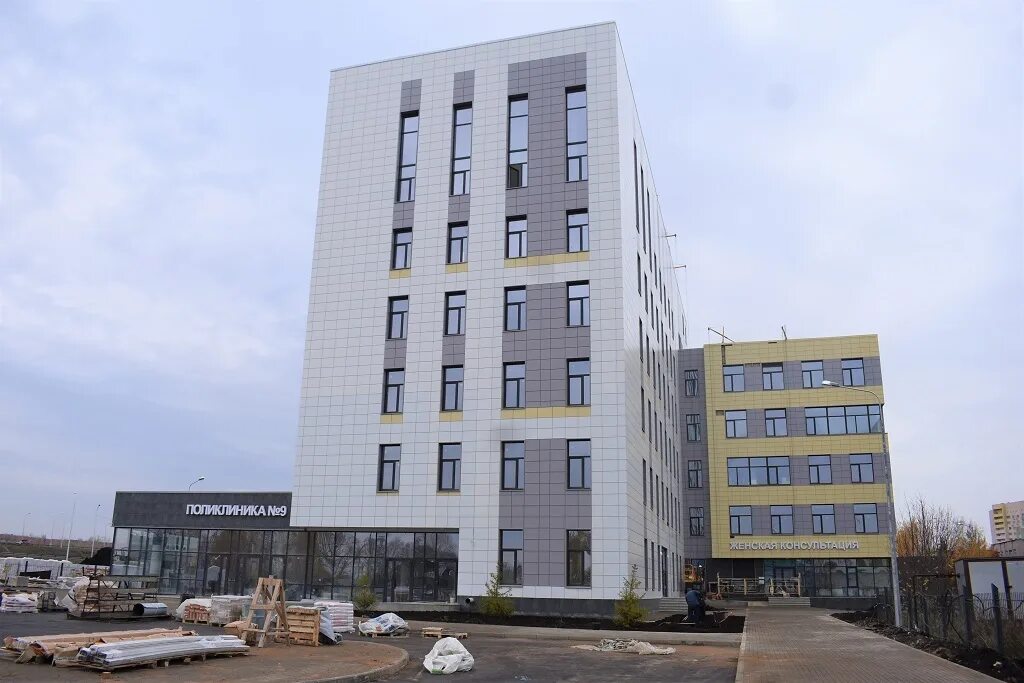 Поликлиника 9 уфа затон. Уфа сержанта пашкова 8. Ахметова 225 затон уфа башртс. Новая поликлиника в затоне уфа. Летчиков 4/2 уфа затон.