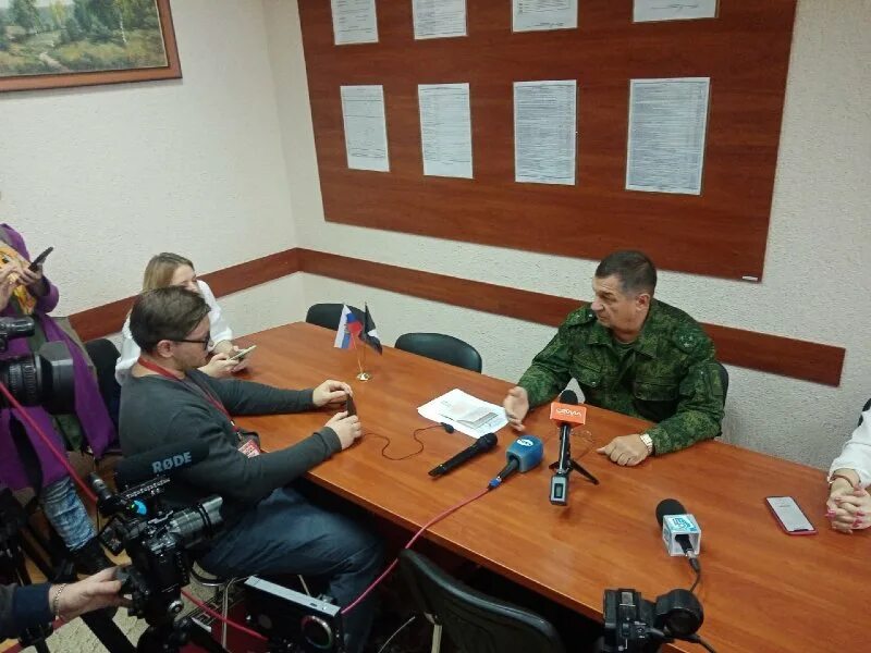 Курский военкомат телефон. Ясько Курск военкомат. Военная комиссия. Призывная комиссия.