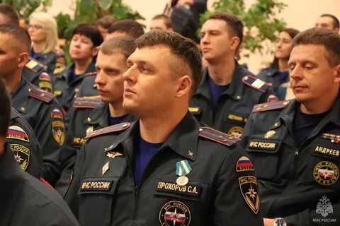 Мужчина спасатель