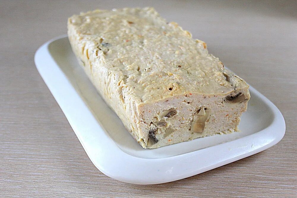 Паштет с грибами куриный рецепты. Куриный паштет с шампиньонами и цедрой апельсина. куриный паштет с шампиньонами. паштет из куриной печени с цедрой апельсина. паштет из шампиньонов фото.