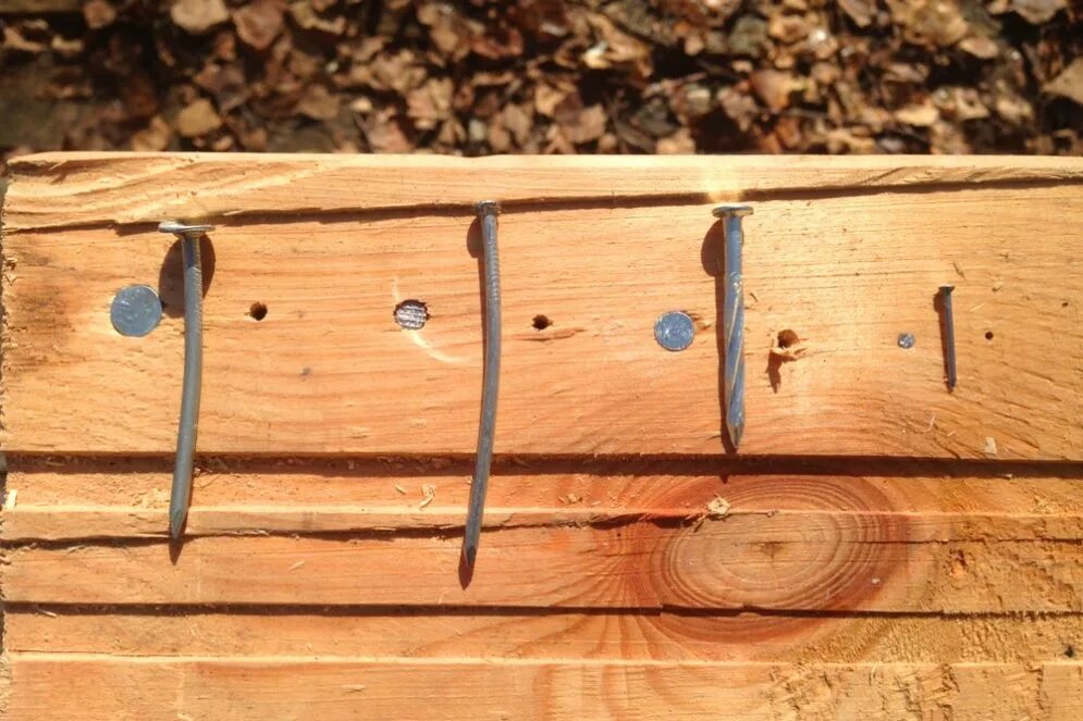 Дженга. Вытаскивать дощечки. Выдернуть гвоздь. Инструмент чтобы достать гвозди. Необычные приспособления на стройке.