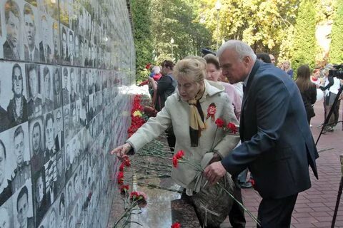 Стена бессмертия